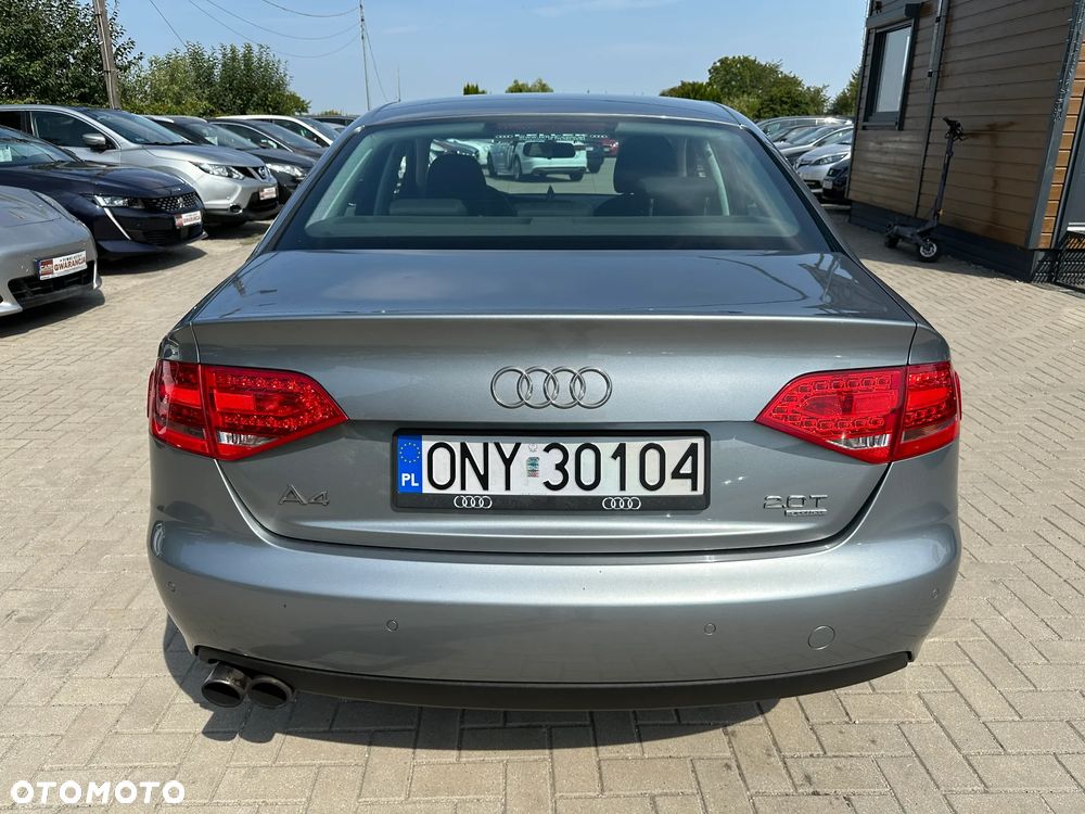 Audi A4 Limousine - 32