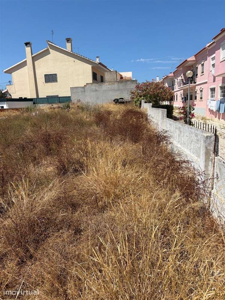 Terreno Urbano de 528 m² com Projeto Aprovado | Charneca da Caparica - Grande imagem: 3/11