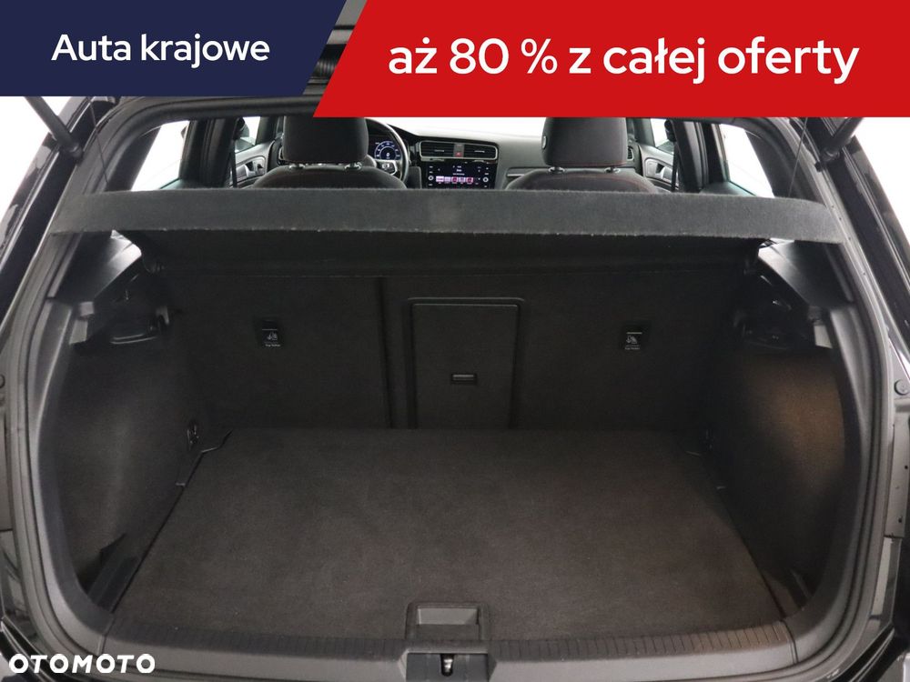 Volkswagen Golf - 16