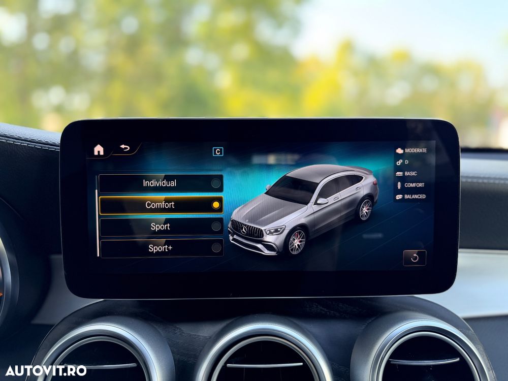 Mercedes-Benz GLC Coupe AMG 63 4Matic+ AMG Speedshift MCT 9G - 21