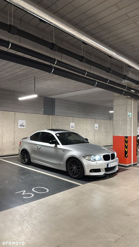 BMW Seria 1 123d - 11