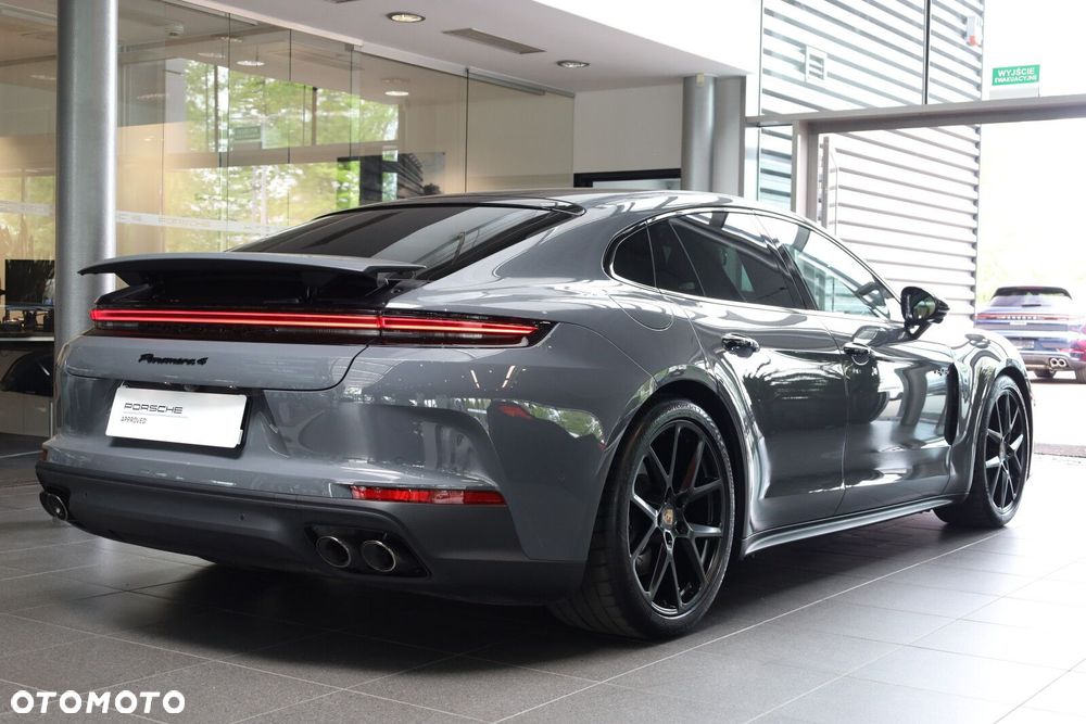 Porsche Panamera - 5