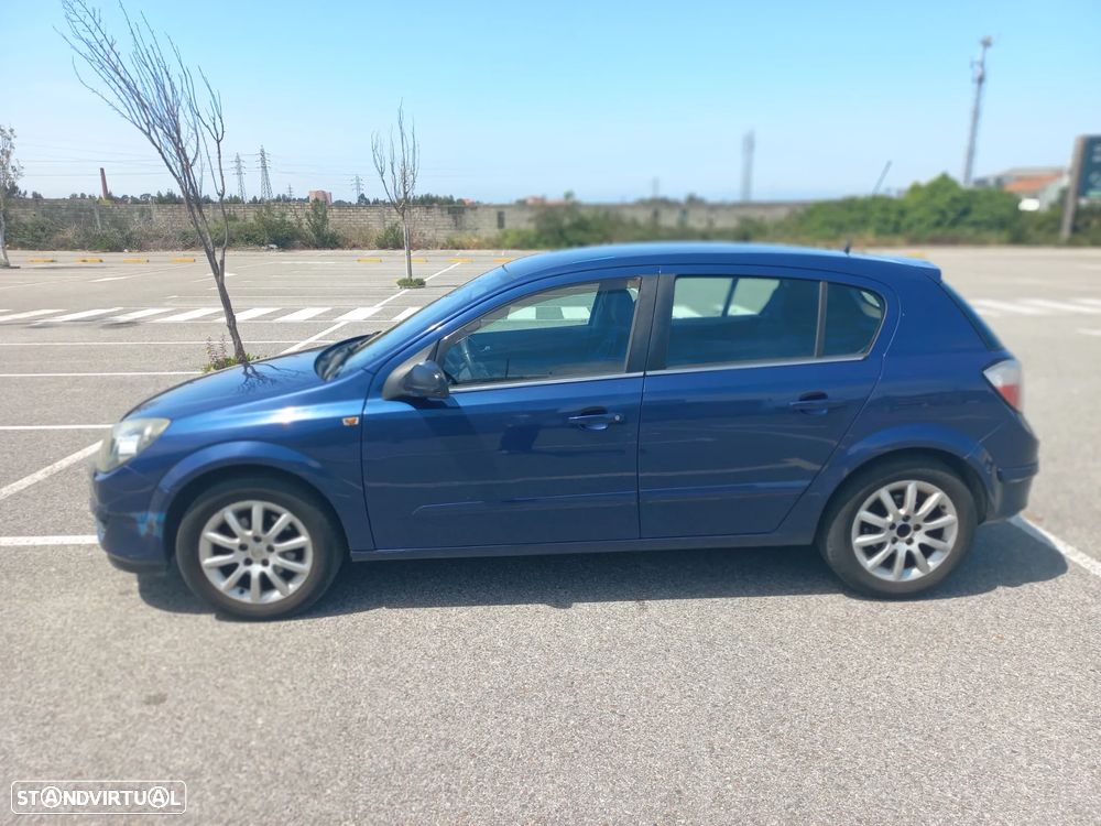 Opel Astra 1.7 CDTI Cosmo M5 - 2