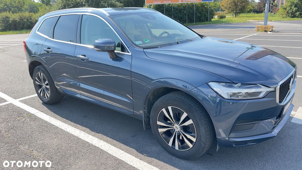 Volvo XC 60 D4 Momentum Pro - 1