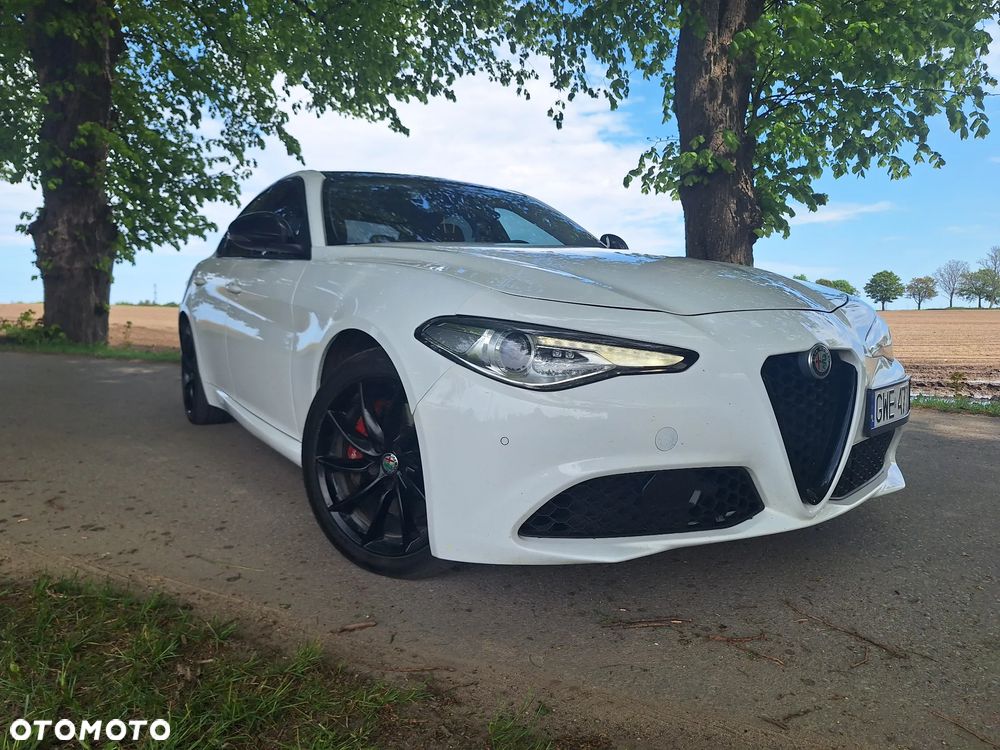 Alfa Romeo Giulia 2.0 Turbo TI Q4 - 13
