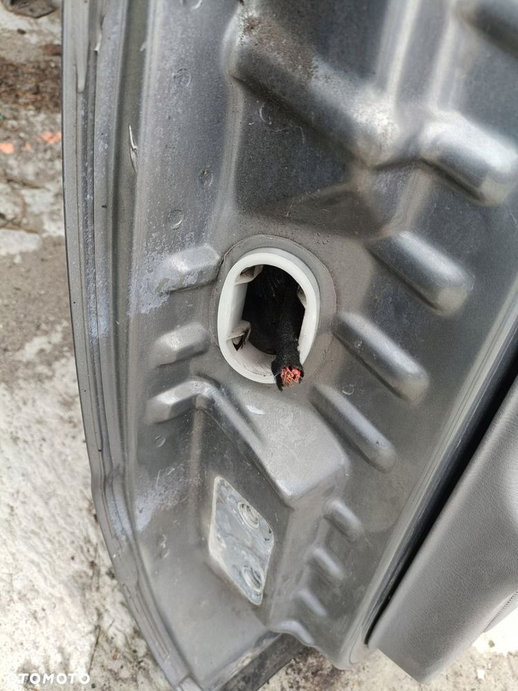 VOLKSWAGEN PASSAT B5 LIFT 01-05 DRZWI PRAWY PRZÓD PP - 6