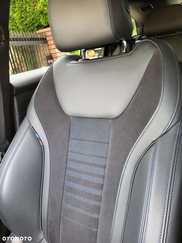 BMW Seria 3 320d M Sport - 9