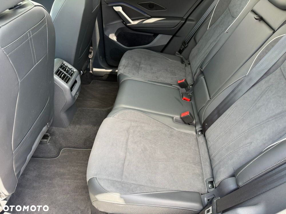 Volkswagen Tiguan 1.5 eTSI Elegance DSG - 30