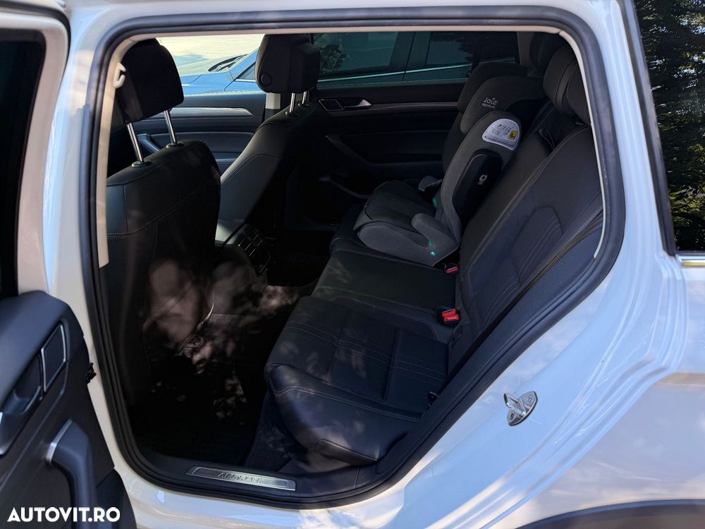 Volkswagen Passat Alltrack - 10