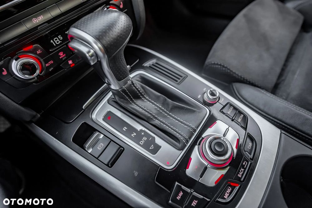 Audi A4 Avant 2.0 TFSI quattro S tronic S line Sportpaket - 35