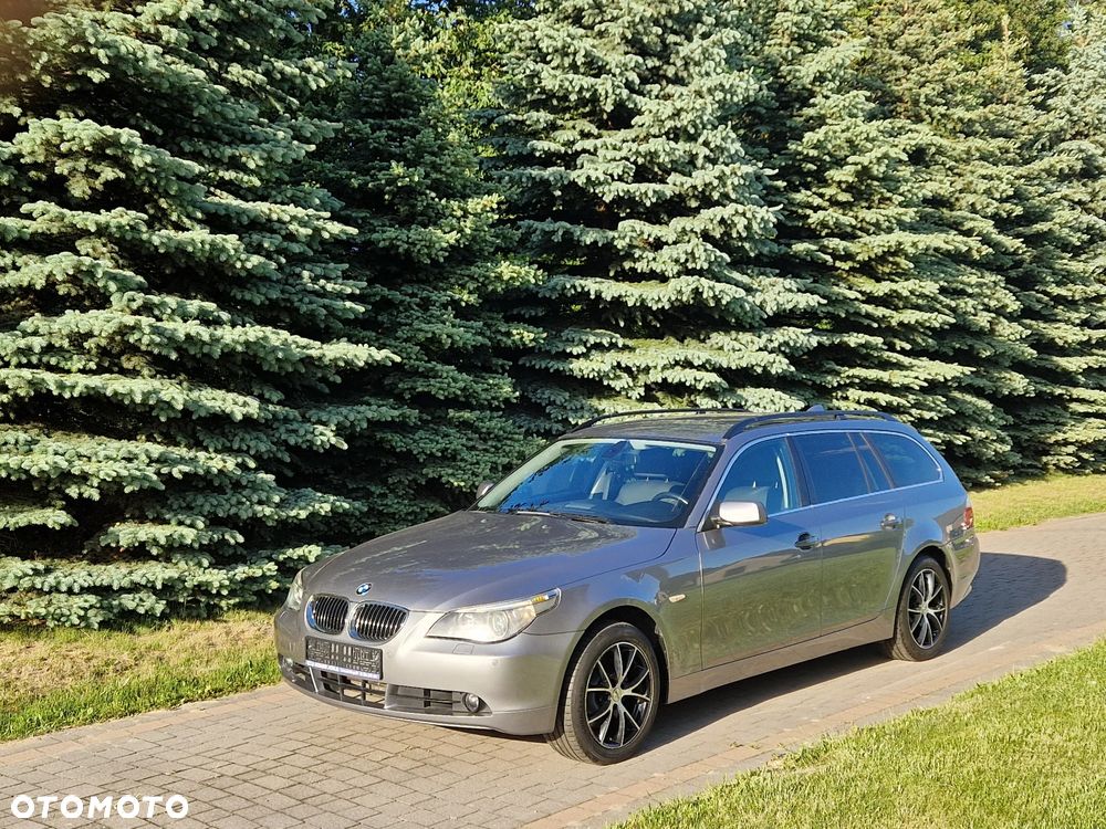 BMW Seria 5 525xi - 1