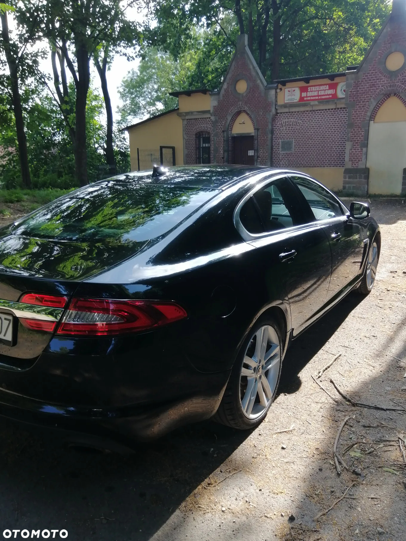 Jaguar XF 2.0 T Premium Luxury - 4