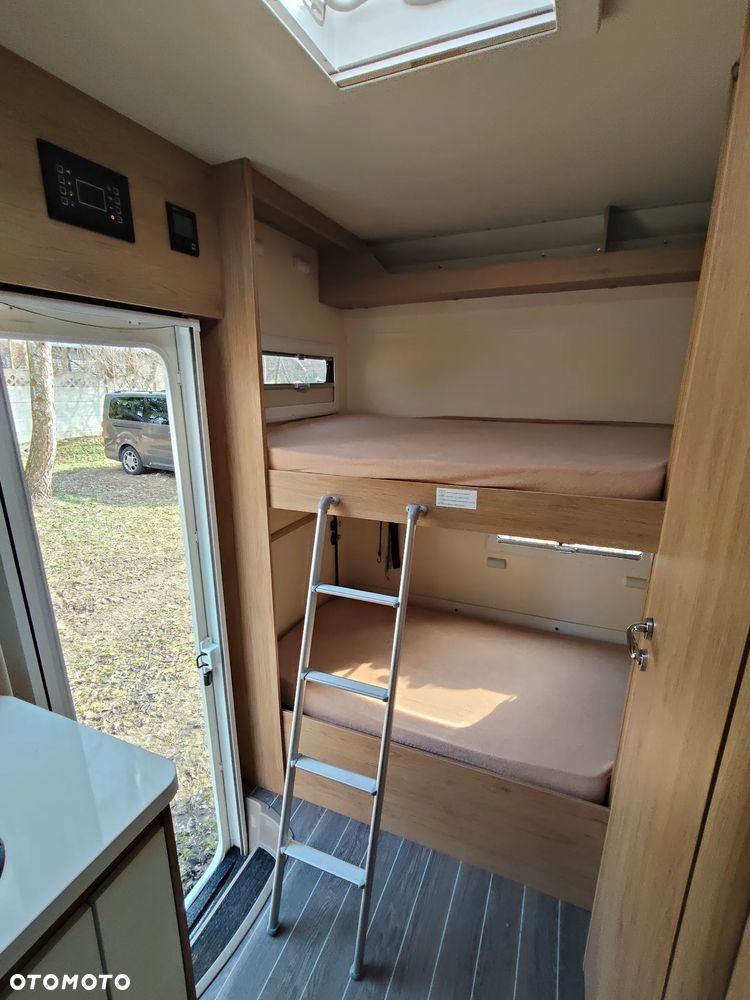 CI Horon 74XT Ford Transit - 14