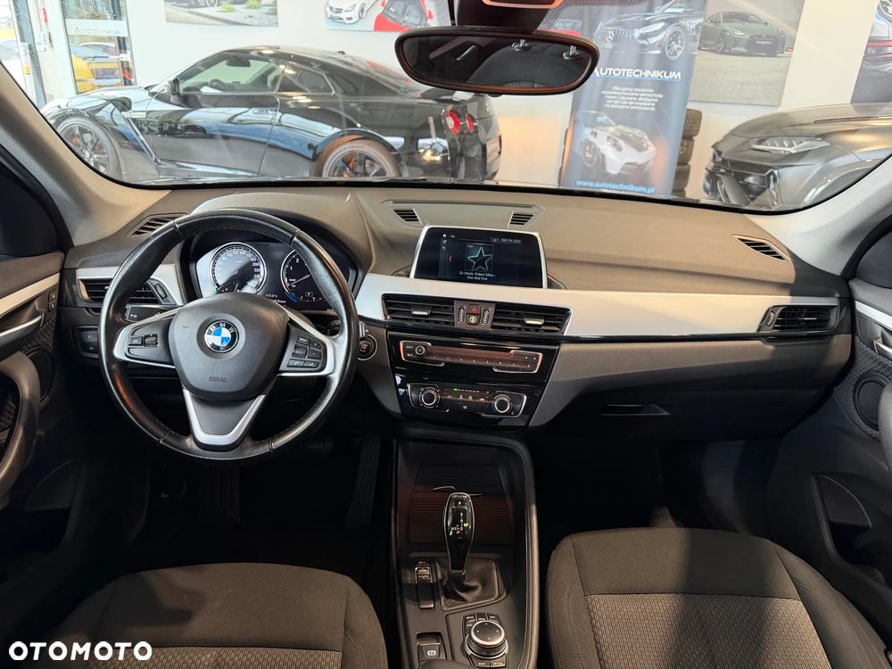 BMW X1 sDrive18i GPF - 19