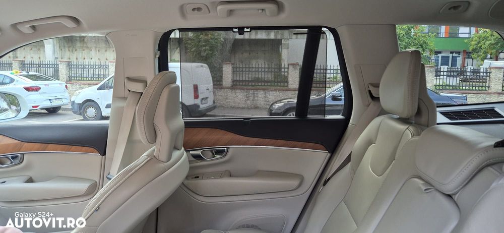 Volvo XC 90 - 10