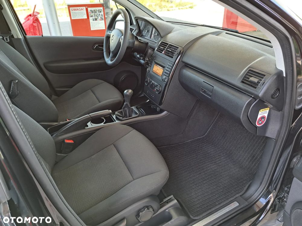 Mercedes-Benz Klasa A 160 BlueEFFICIENCY - 19