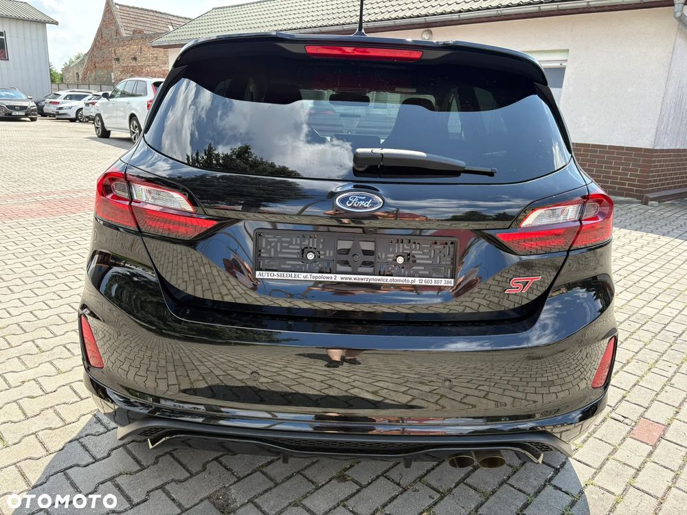 Ford Fiesta - 6
