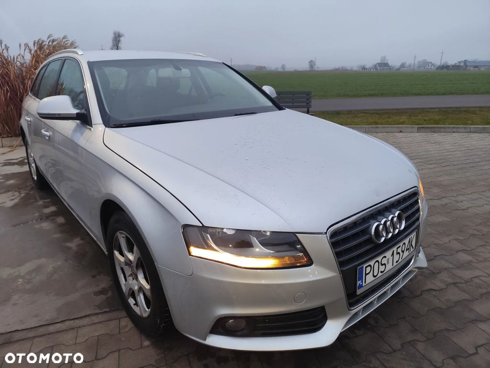 Audi A4 Avant - 10