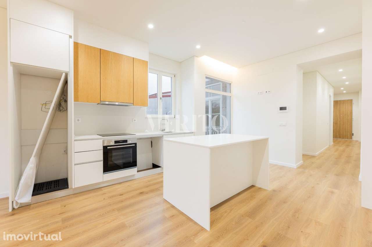 Apartamento T1+1  em prédio renovado na zona histórica de Braga - Grande imagem: 5/15