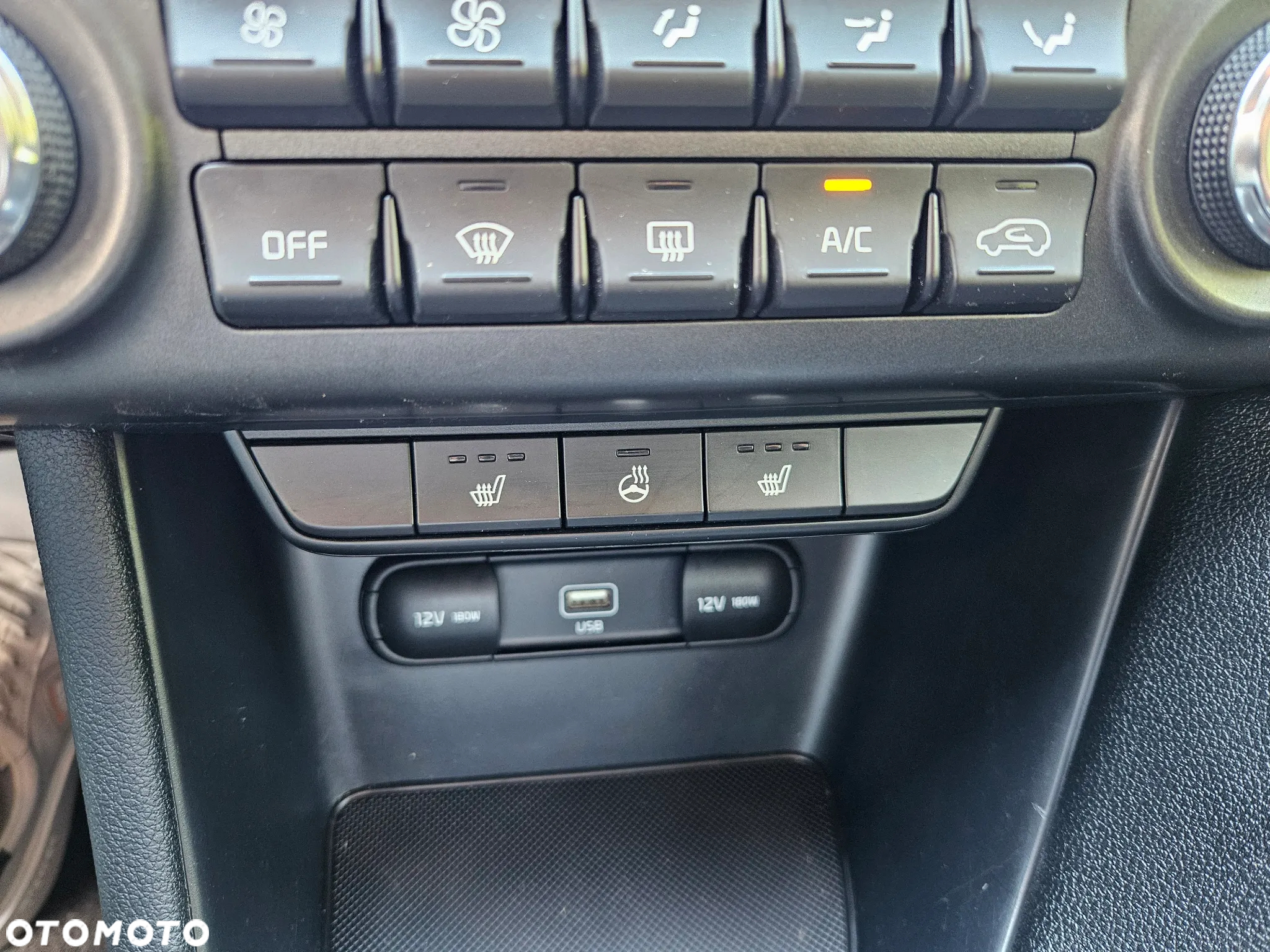 Kia Sportage 1.6 CRDI AWD GT LINE - 24