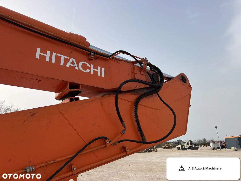 Hitachi ZX250LC-3 - 16