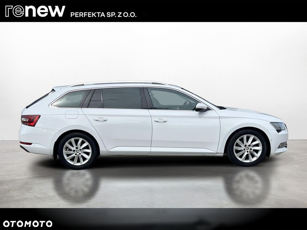 Skoda Superb 2.0 TDI 4x4 Style DSG - 6