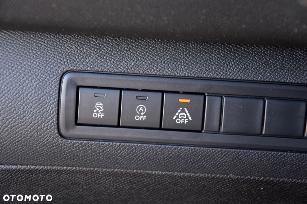 Peugeot 308 BlueHDi FAP 180 EAT8 Stop & Start GT - 15