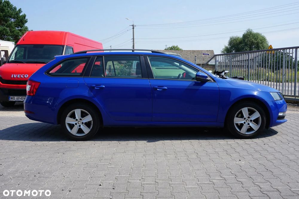 Skoda Octavia 1.4 TSI Ambition - 6