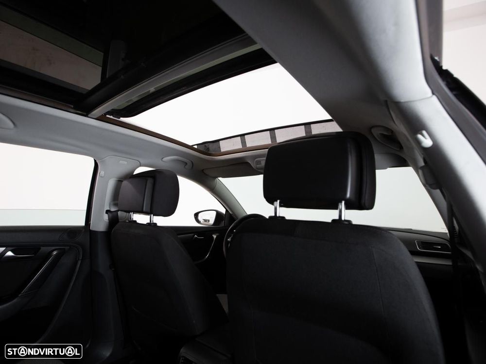 VW Passat Variant - 11