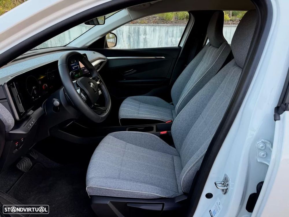 Renault Mégane E-Tech EV40 130hp standard charge Equilibre — fotografia 5