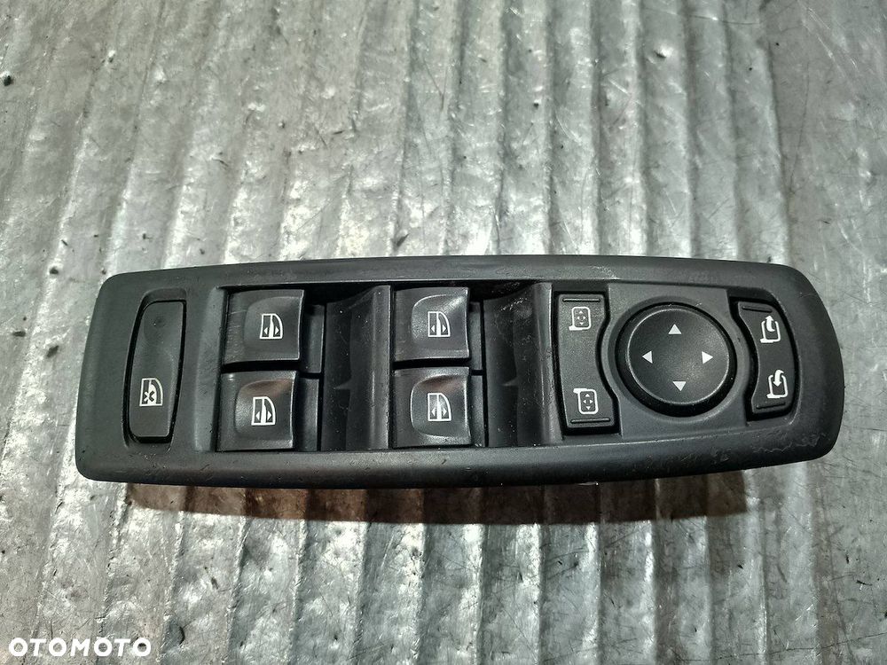 PRZEŁĄCZNIK SZYB LUSTEREK RENAULT LAGUNA III 809610006R 2.0 16V - 1