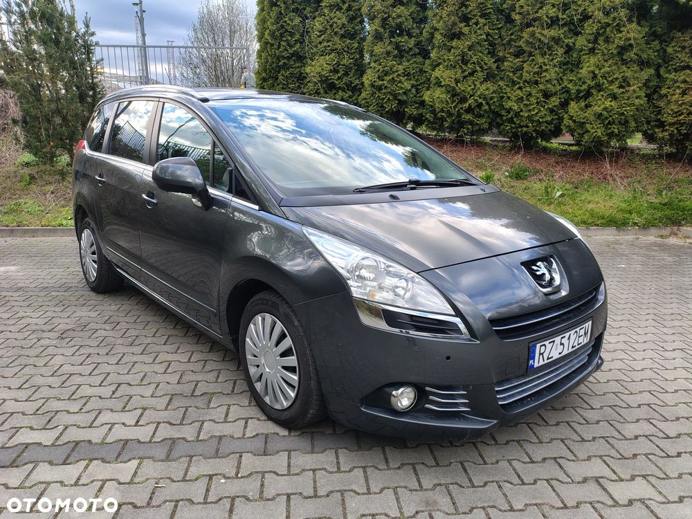 Peugeot 5008 - 3