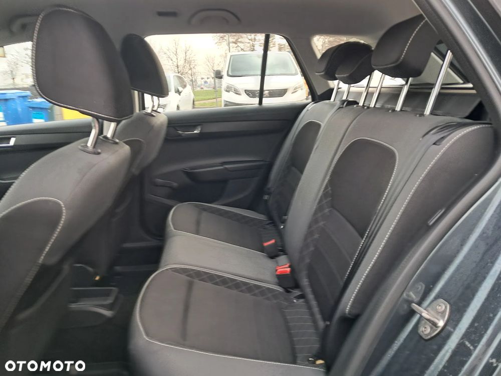 Skoda Fabia 1.0 TSI Ambition - 10