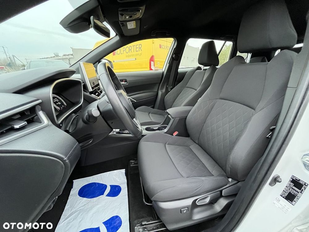 Toyota Corolla Cross 2.0 Hybrid Comfort - 25