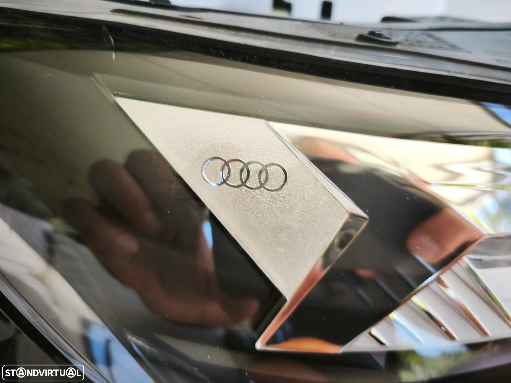 Farol direito  Led Audi Q4 - 89A941034 - 4