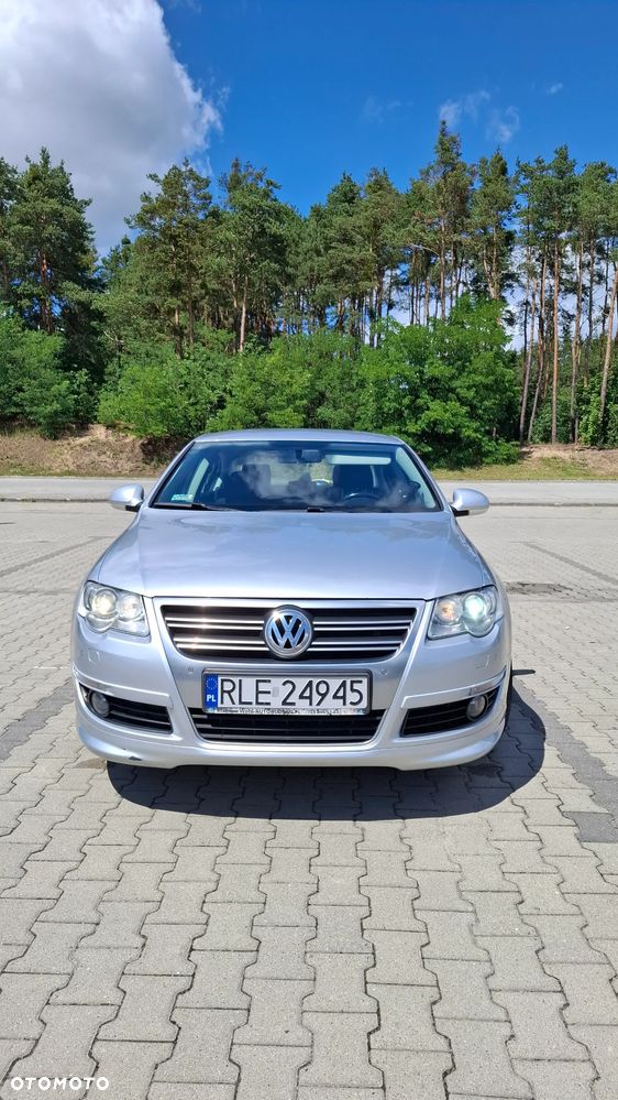 Volkswagen Passat 1.8 TSI Comfortline - 2