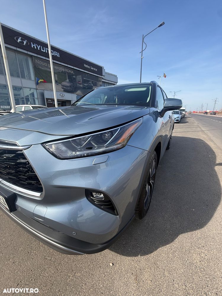 Toyota Highlander 2.5 Hybrid Luxury - 2