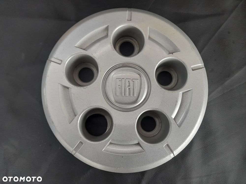 Dekle / Nakładki na felgi stalowe Fiat OE Ducato III 16" 1358876080 - 2