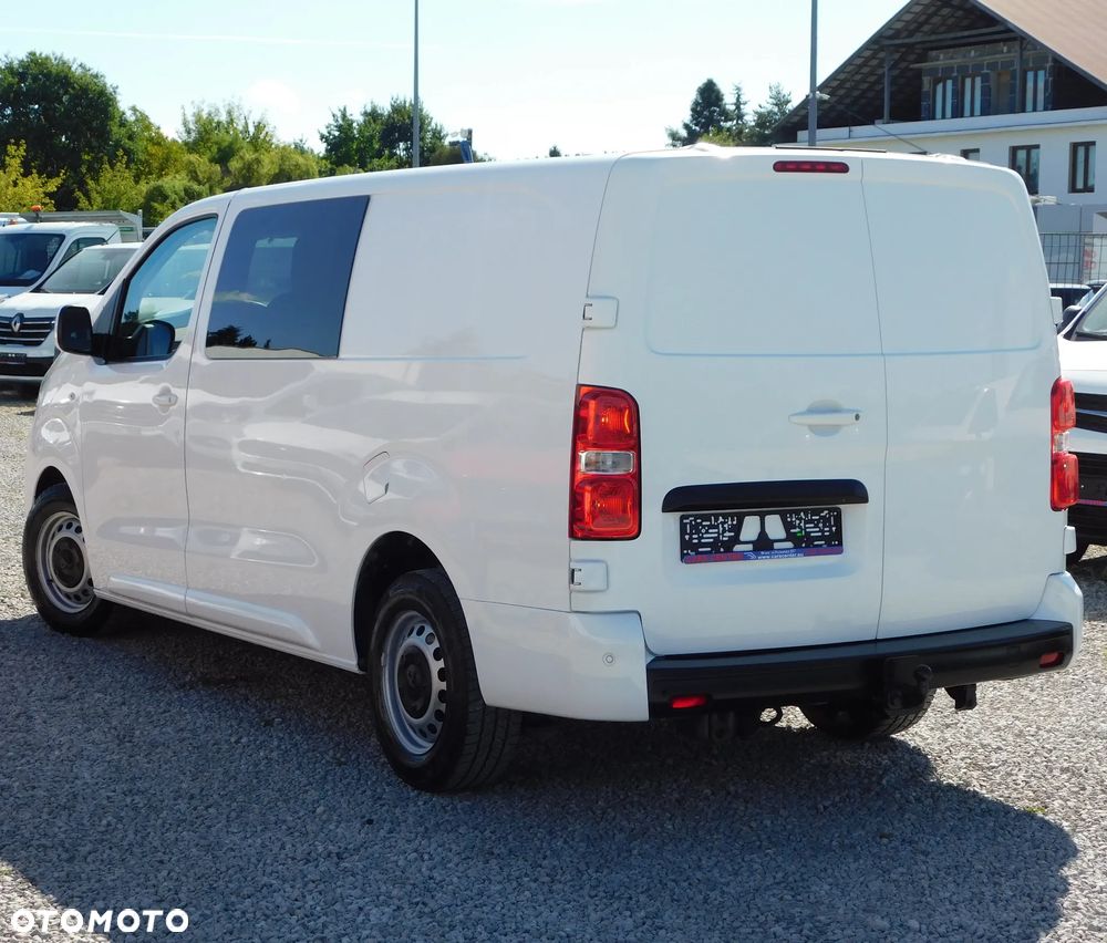Peugeot Expert Kombi Long 2,8t EAT8 - 13