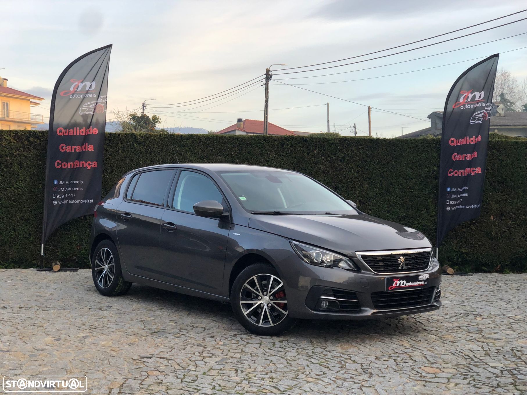 Peugeot 308 1.2 PureTech Business Line - 1