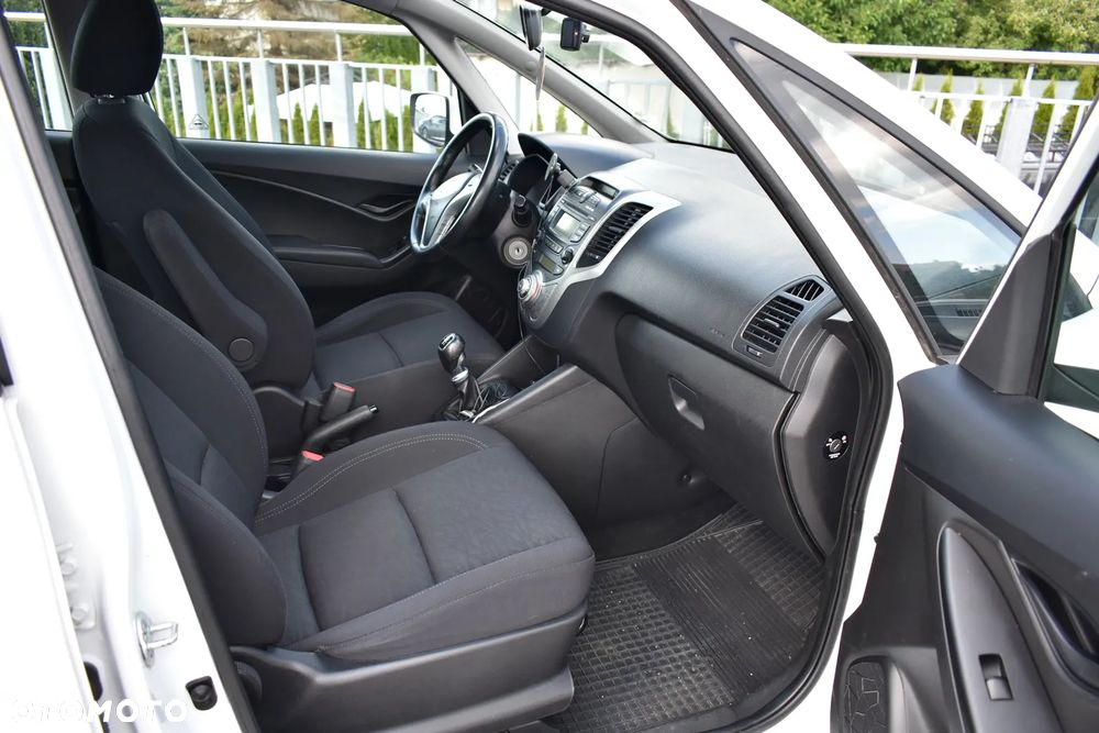 Hyundai ix20 1.4 Comfort blue - 17