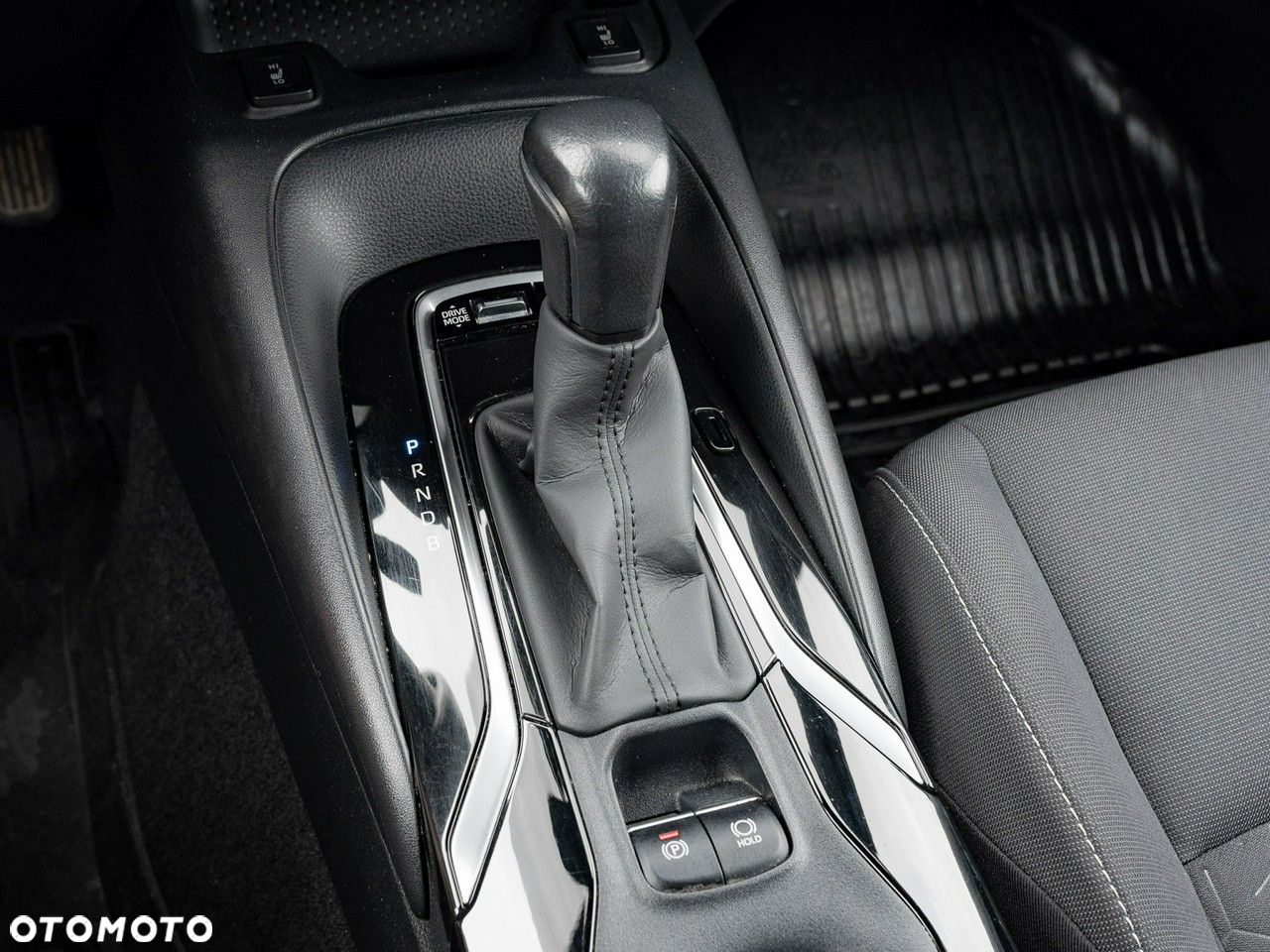 Toyota Corolla 1.8 Hybrid GPF Comfort - 18