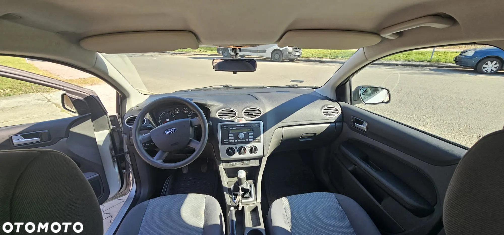 Ford Focus 1.6 16V Trend - 8