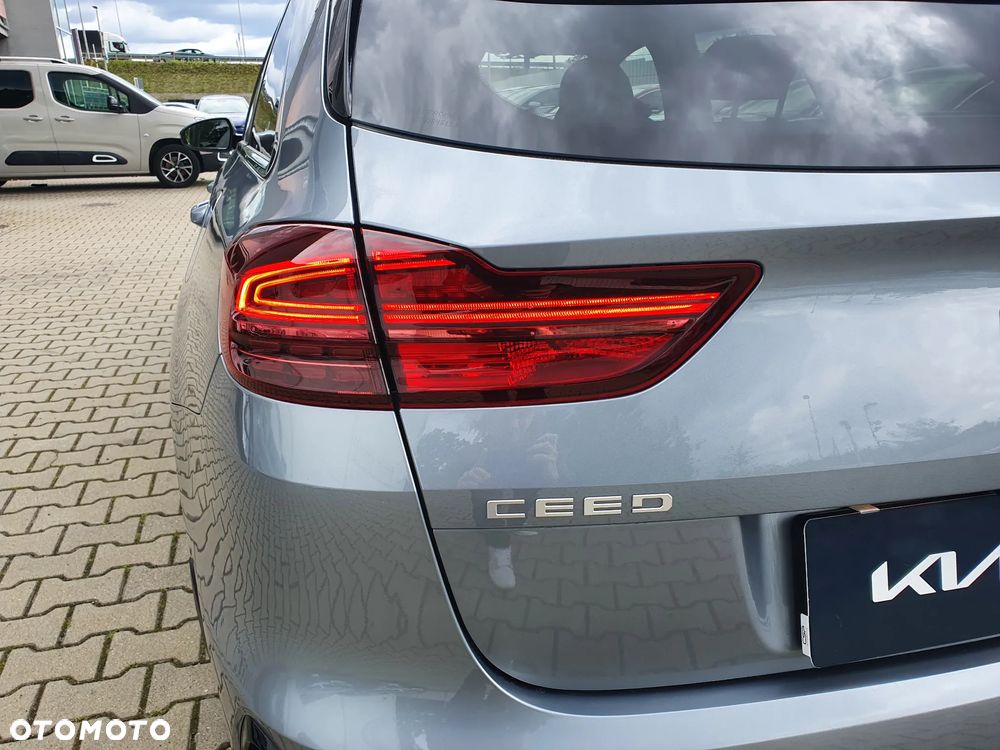 Kia Ceed 1.5 T-GDI Tribute - 24