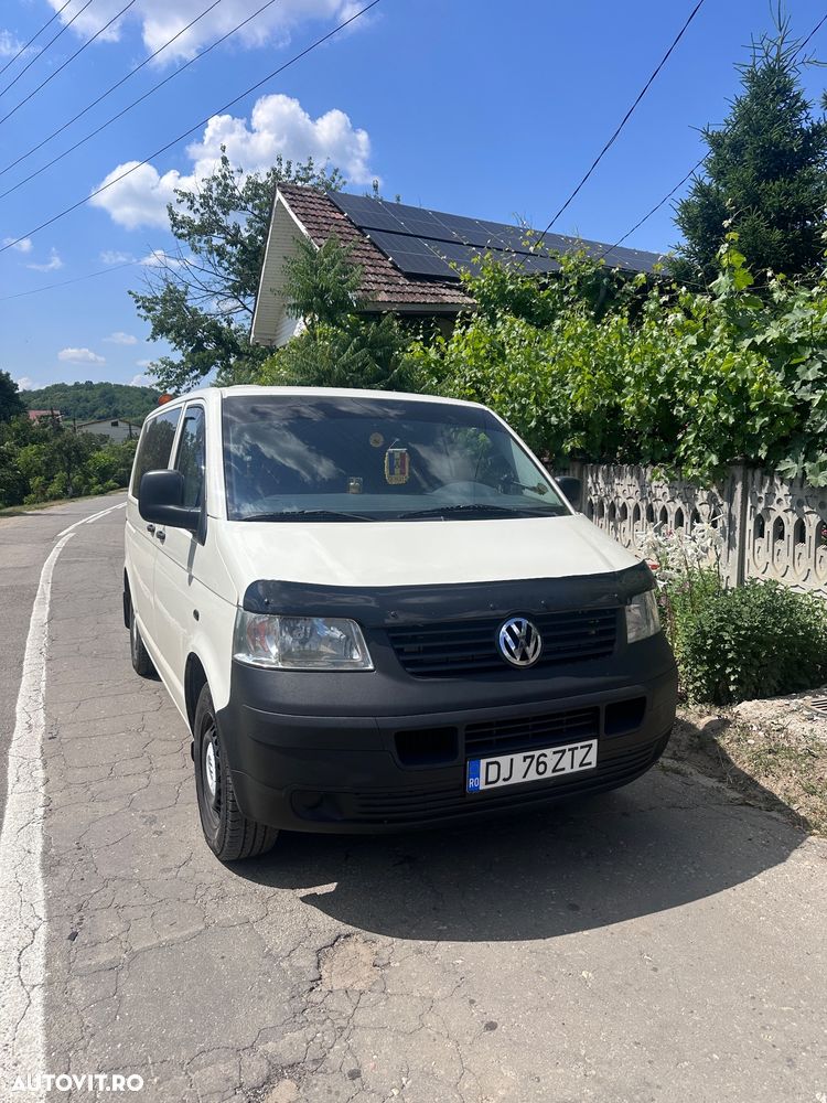Volkswagen Transporter - 1