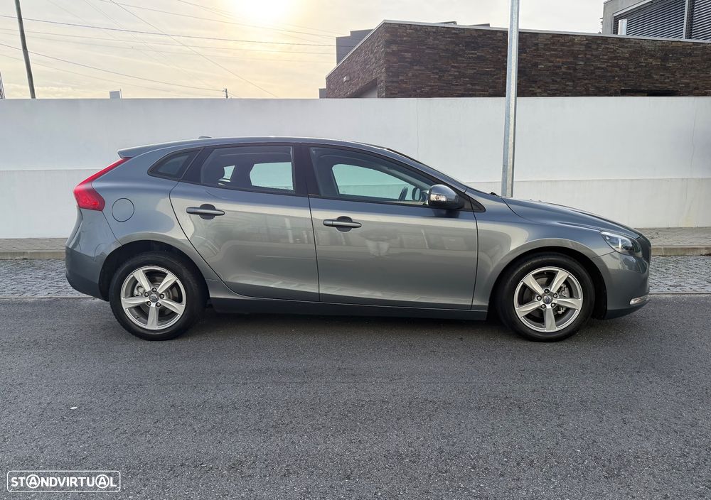 Volvo V40 1.6 D2 Kinetic Eco - 3