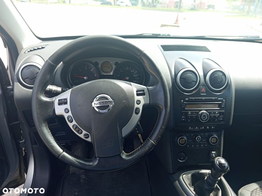 Nissan Qashqai - 17