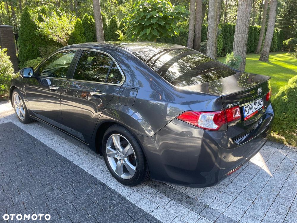 Honda Accord 2.0 Executive - 6