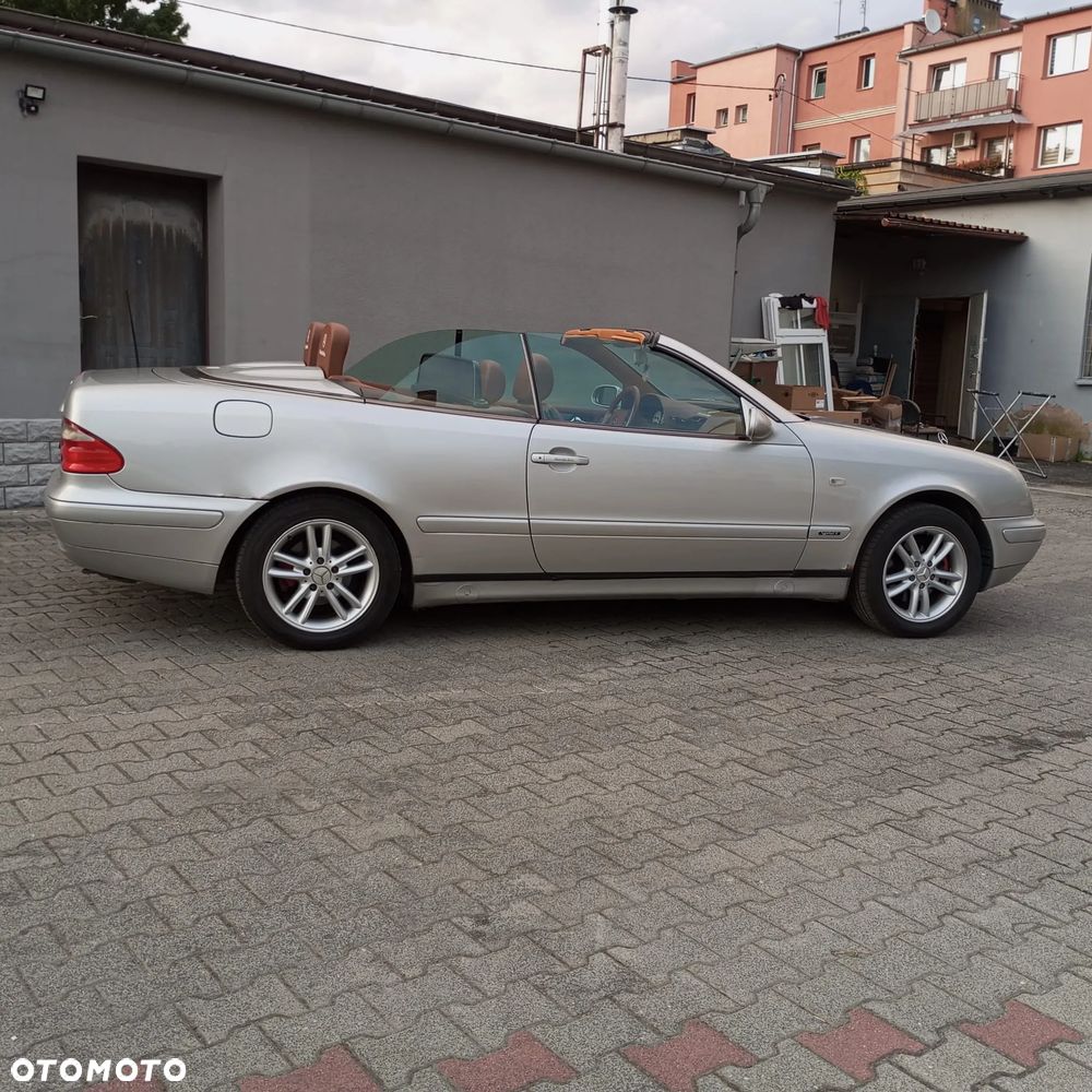Mercedes-Benz CLK 200 - 6