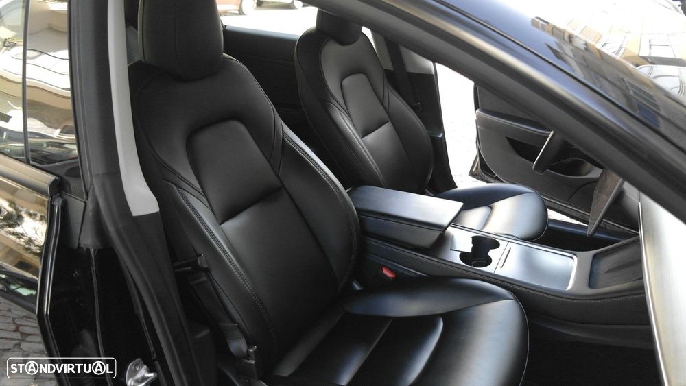 Tesla Model 3 Long Range Tração Traseira - 26